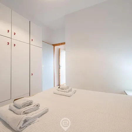 Asfodelo 21 アパート *